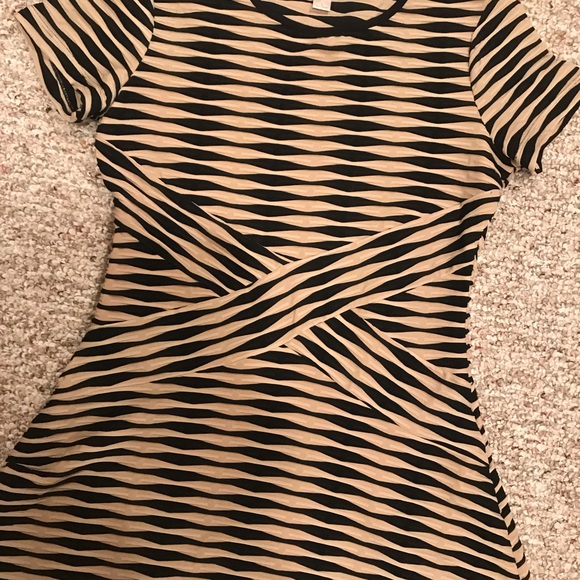 LOFT DRESS - Picture 4 of 6